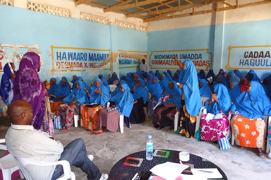Zahra Mohamed informing a group of women on their rights to a life free from violence and equal representation in Mogadishu.  